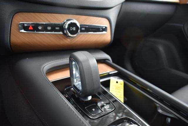 2024 Volvo XC90 Plus - Photo 31