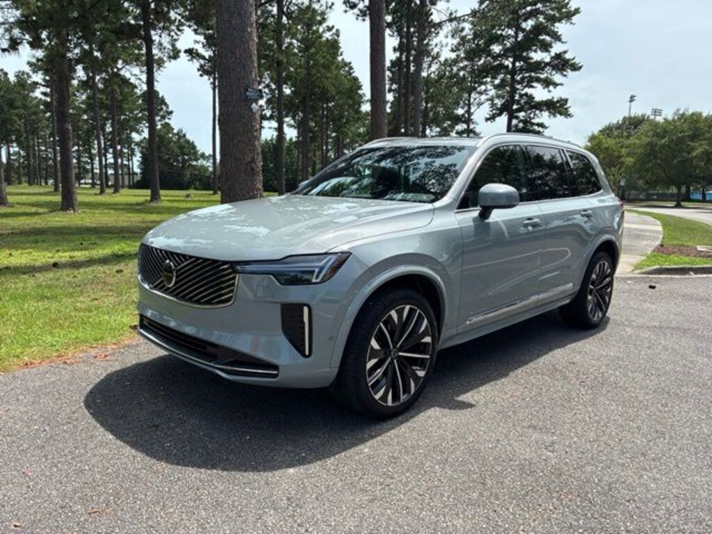 New 2026 Volvo XC90 B6 Plus 7-Seater SUV
