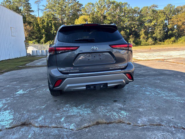 Used 2023 Toyota Highlander Platinum SUV