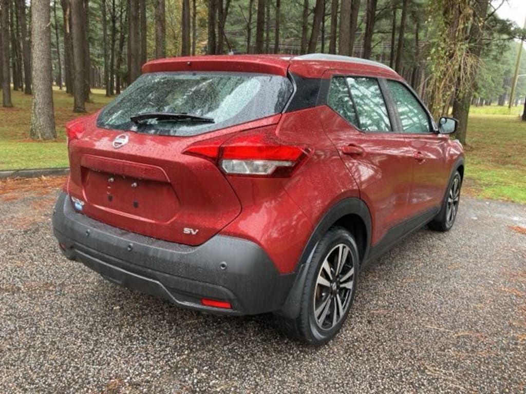Used 2020 Nissan Kicks SV SUV