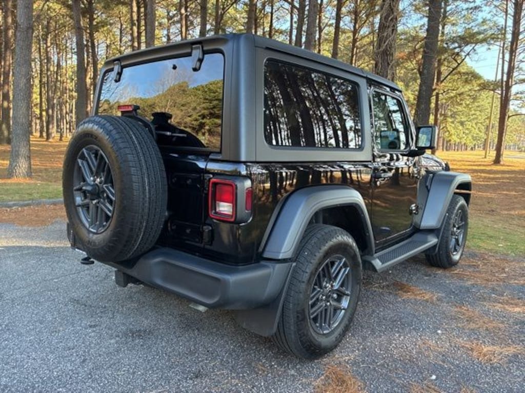 Used 2024 Jeep Wrangler Sport SUV