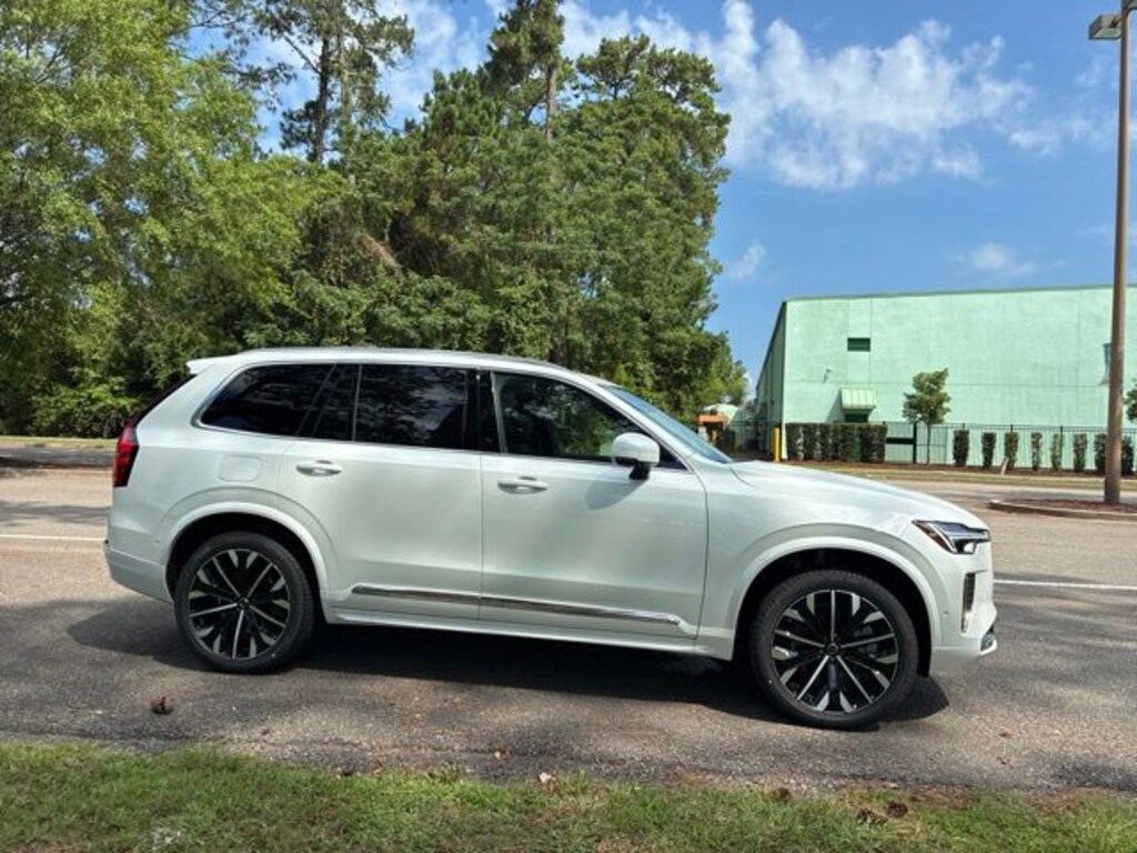 New 2026 Volvo XC90 plug-in hybrid T8 Plus 7-Seater SUV