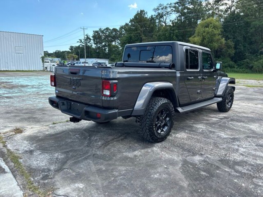Used 2023 Jeep Gladiator Sport Truck Crew Cab