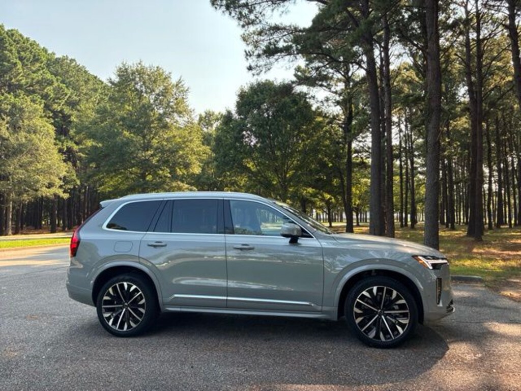 New 2026 Volvo XC90 B6 Plus 7-Seater SUV