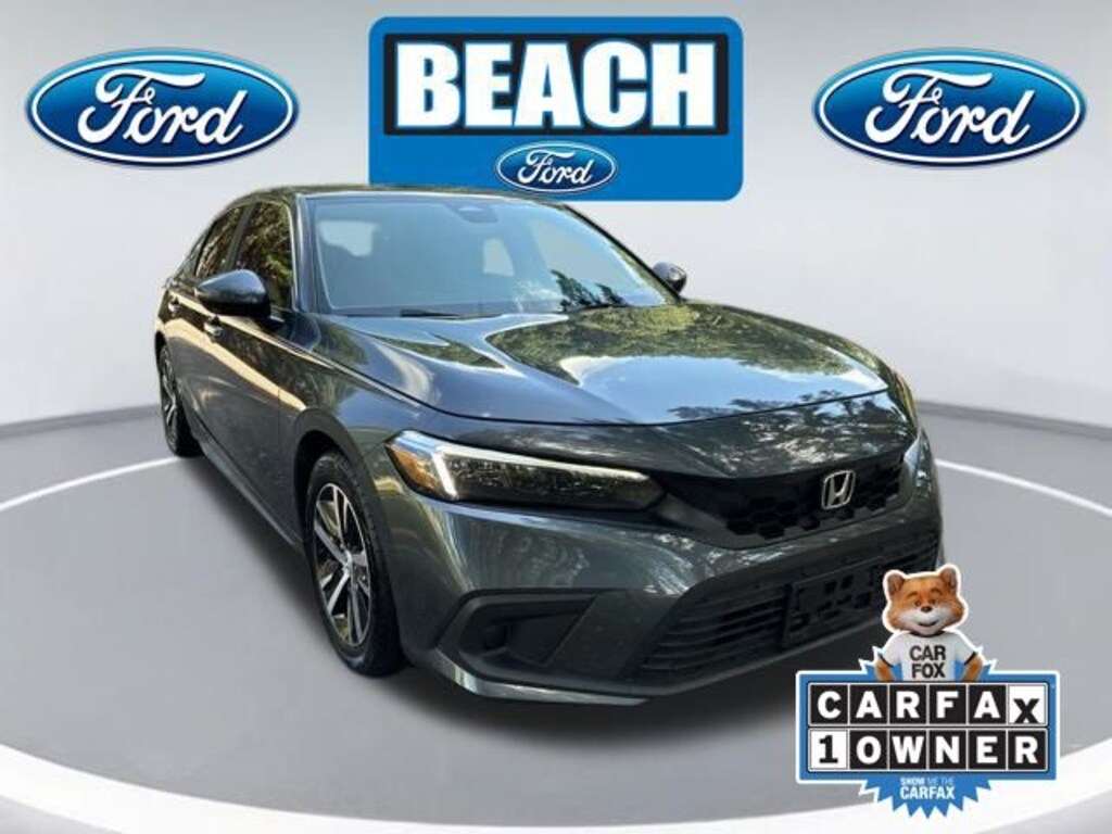 Used 2023 Honda Civic LX Hatchback