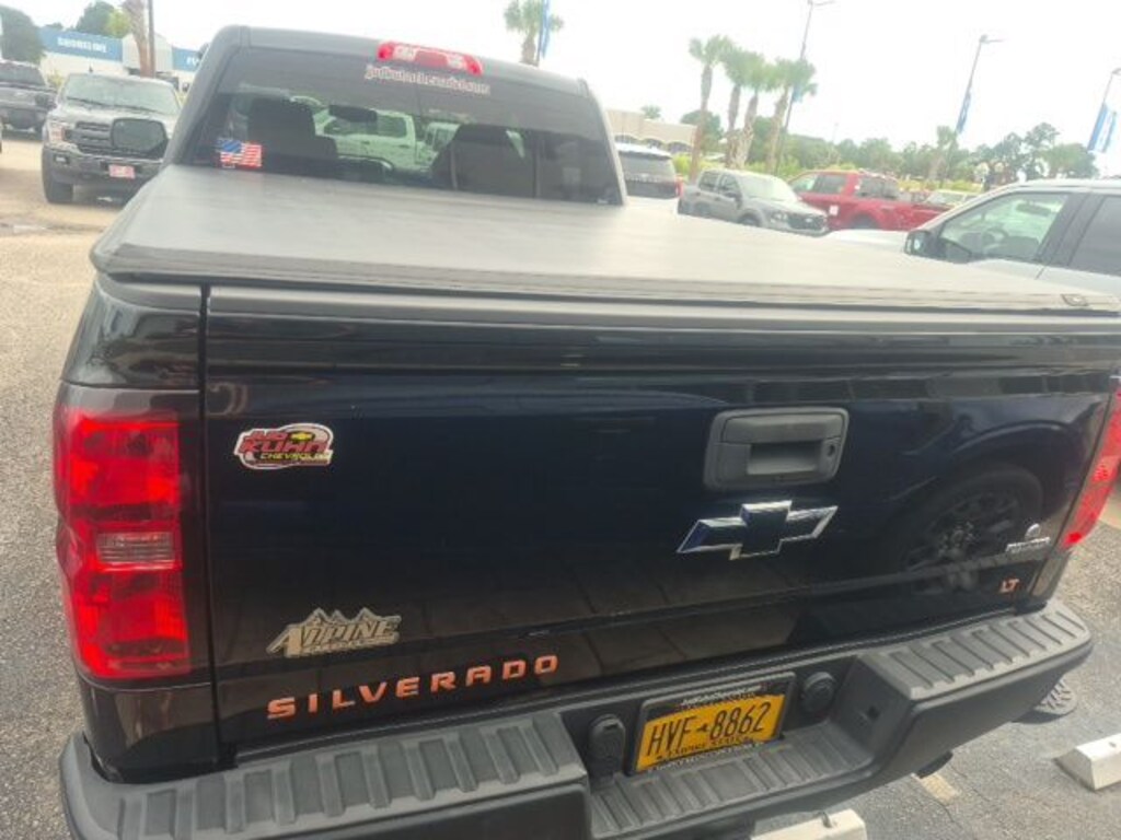 Used 2017 Chevrolet Silverado 1500 LT w/1LT Truck Double Cab