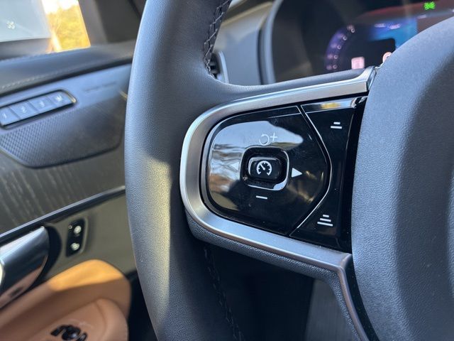 2025 Volvo XC90 Ultra - Photo 28
