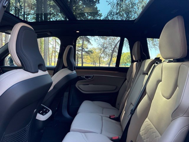 2026 Volvo XC90 Plus - Photo 22