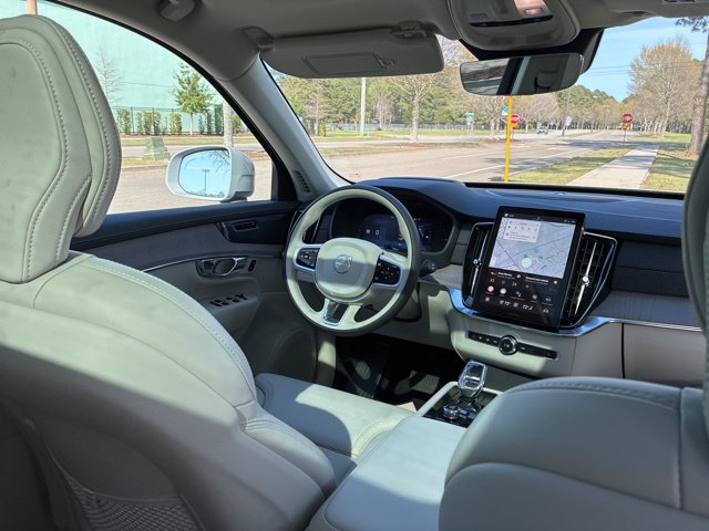 2026 Volvo XC90 Ultra - Photo 25