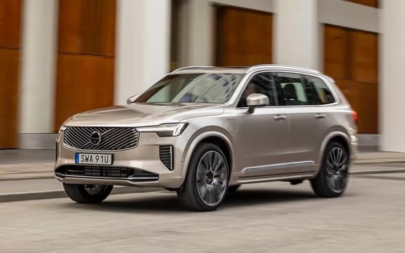 Volvo-XC90-Plug-In-Hybrid.jpg