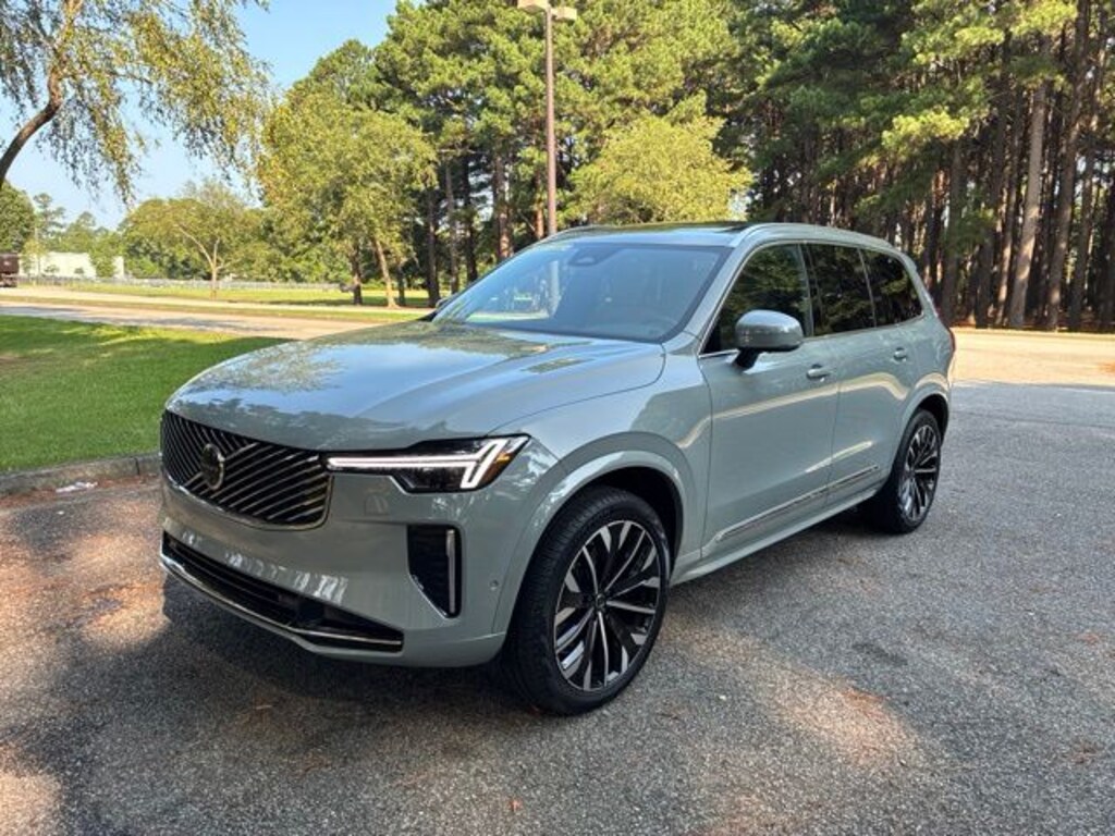 New 2026 Volvo XC90 B6 Plus 7-Seater SUV