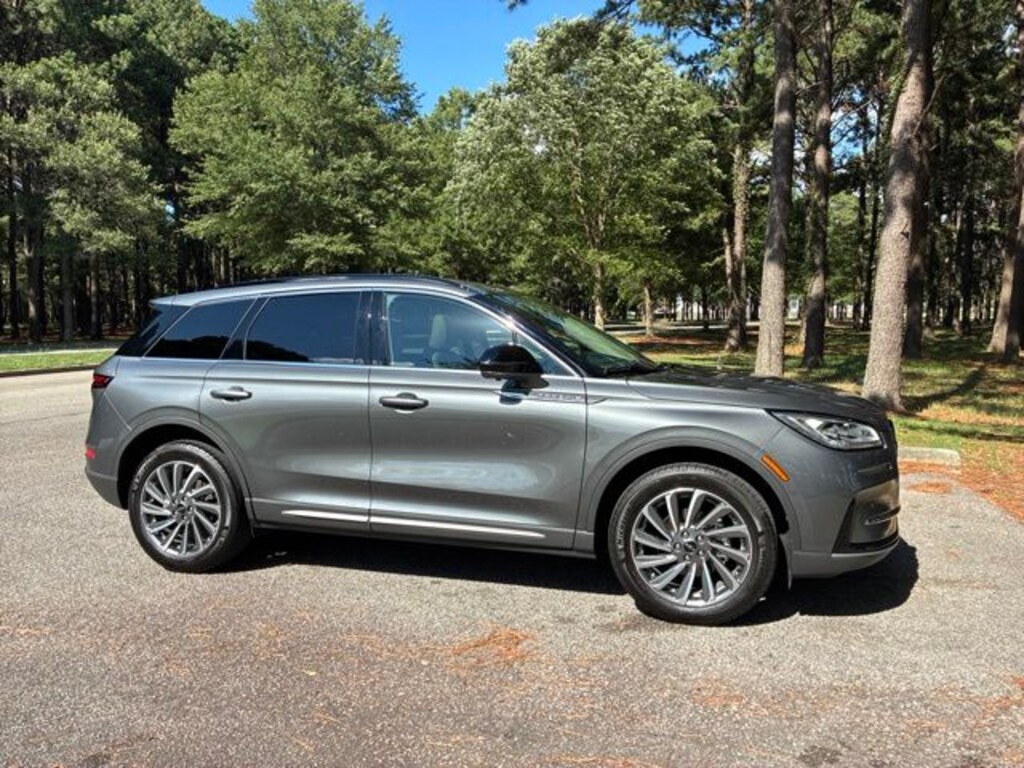 Used 2025 Lincoln Corsair Reserve SUV