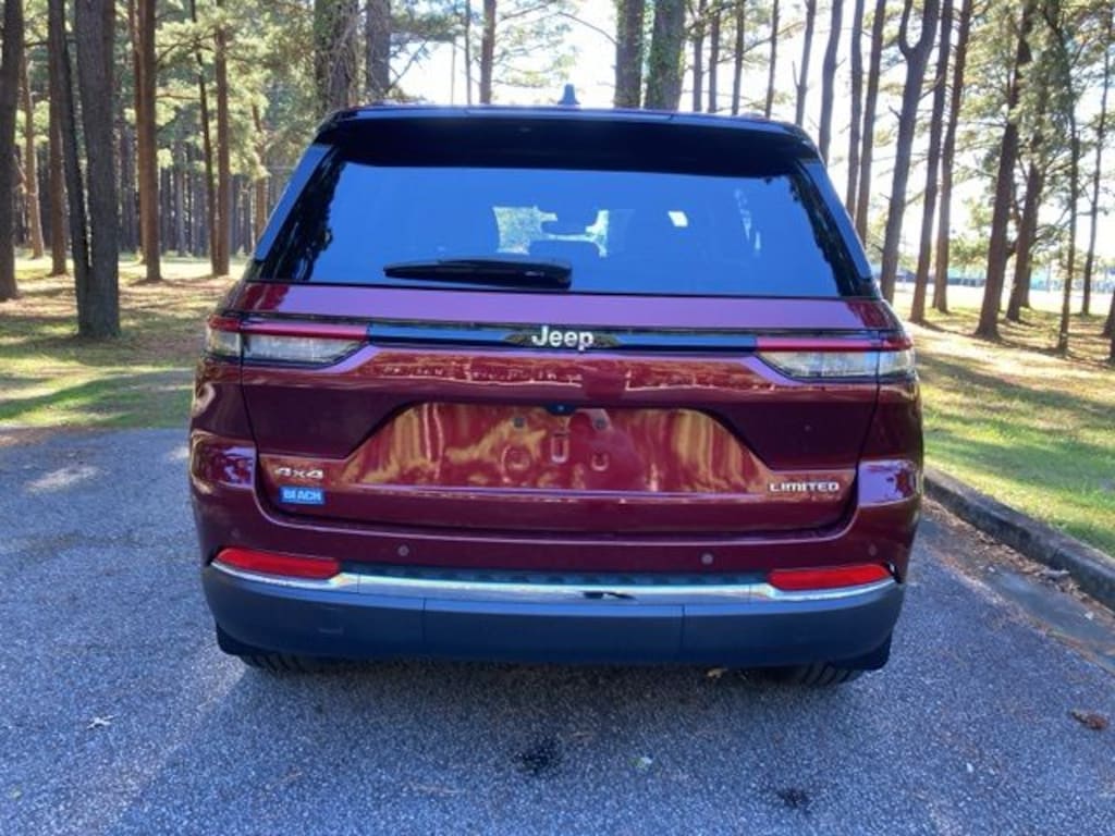 Used 2024 Jeep Grand Cherokee Limited SUV