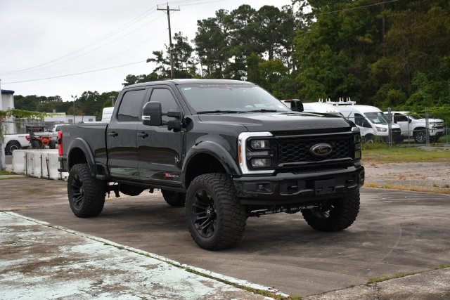 Used 2025 Ford F-250 Lariat Truck Crew Cab