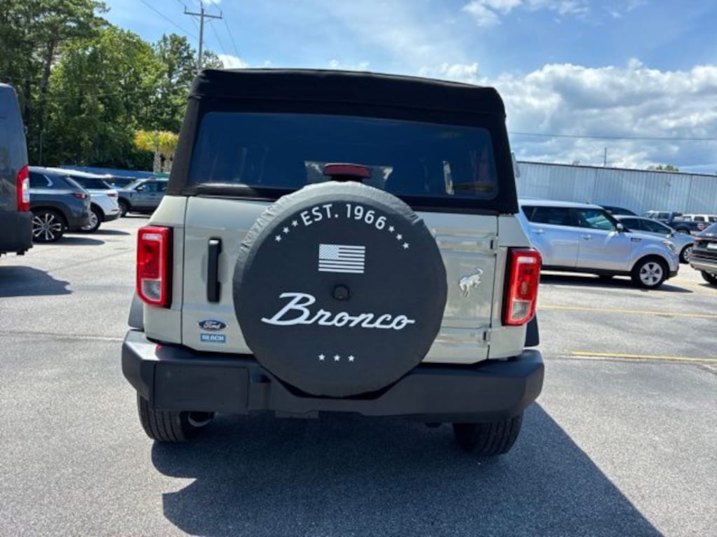 Used 2025 Ford Bronco Base SUV