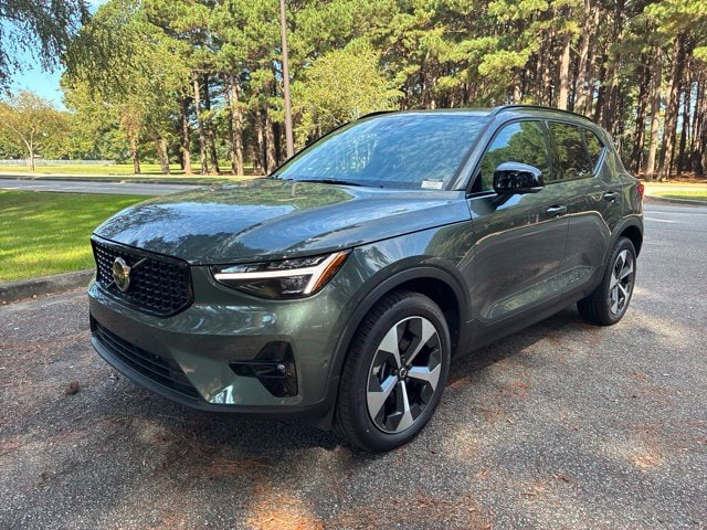2026 Volvo XC40 Plus