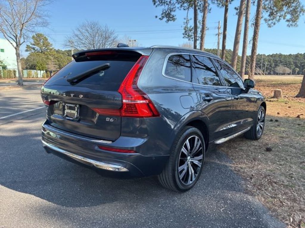 Used 2022 Volvo XC60 B6 AWD Inscription SUV