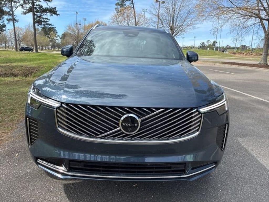 New 2026 Volvo XC90 B6 Plus 7-Seater SUV