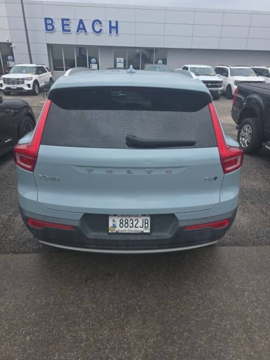 Used 2019 Volvo XC40 T5 Momentum SUV