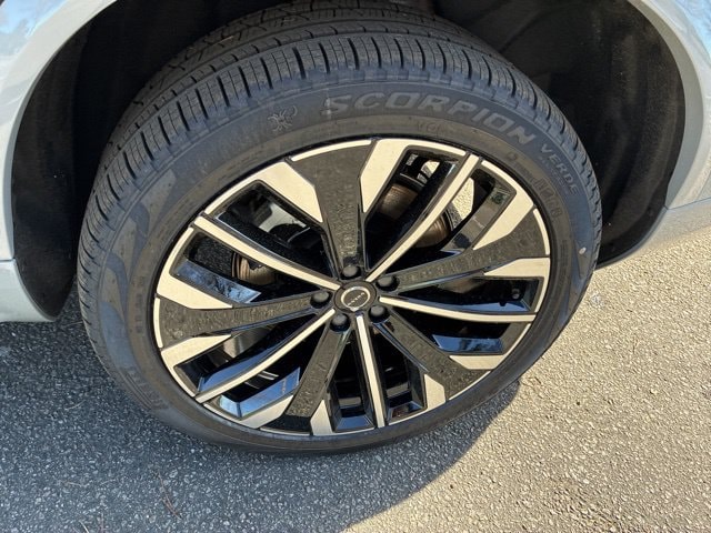 2026 Volvo XC90 Ultra - Photo 11