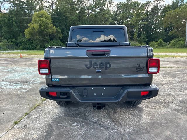 Used 2023 Jeep Gladiator Sport Truck Crew Cab