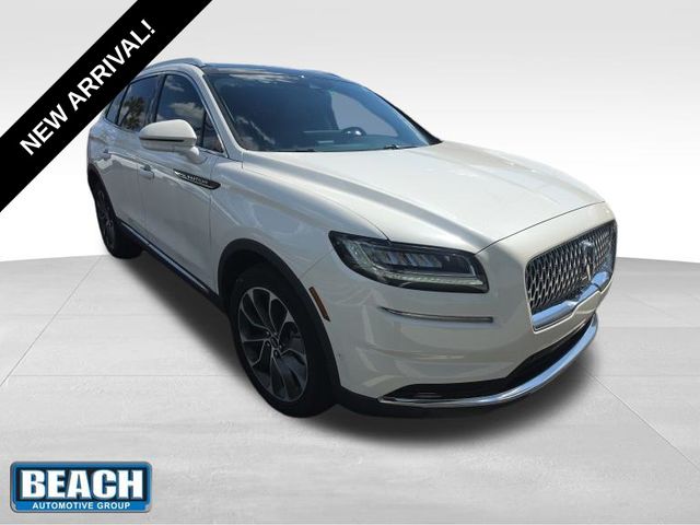 2022 Lincoln Nautilus Reserve FWD's photo