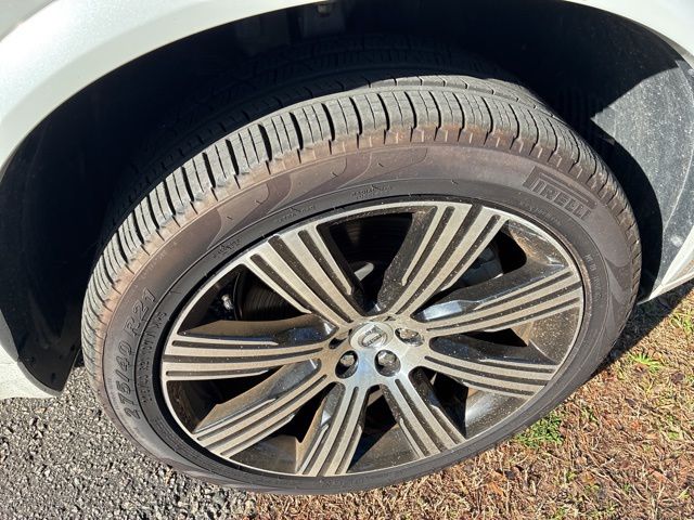 2025 Volvo XC90 Ultra - Photo 16