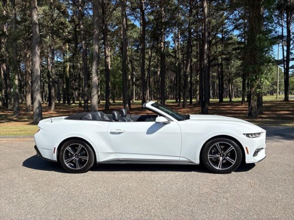 Used 2025 Ford Mustang Convertible