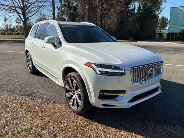 New 2025 Volvo XC90 plug-in hybrid T8 Ultra 7-Seater SUV