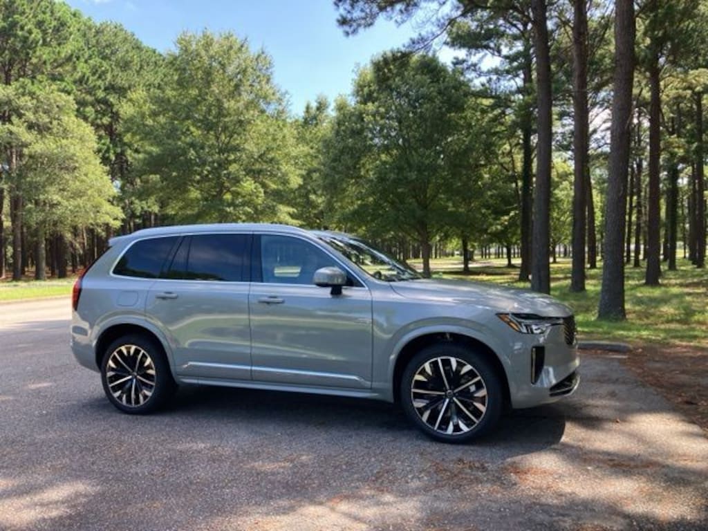 New 2026 Volvo XC90 B6 Plus 7-Seater SUV