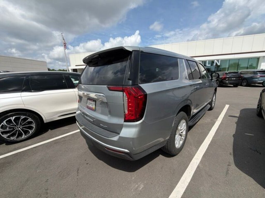 Used 2024 GMC Yukon XL SLT SUV