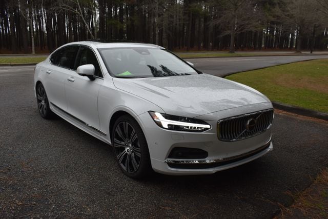 2024 Volvo S90 B6 Plus AWD Sedan
