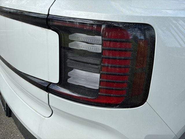 2026 Volvo EX30 Plus - Photo 16