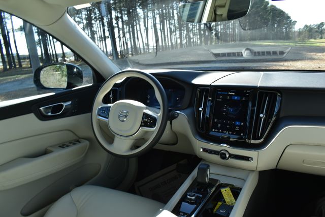 2024 Volvo XC60 Core - Photo 25