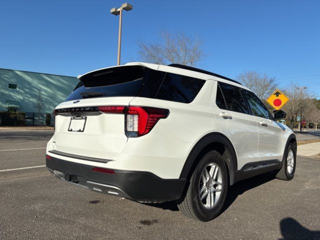 Used 2025 Ford Explorer Active SUV