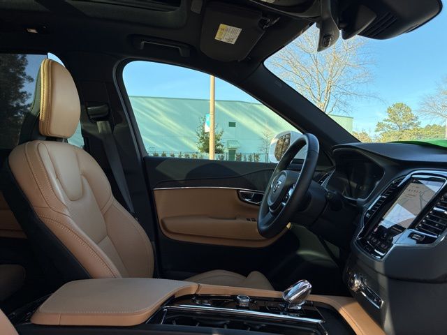 2025 Volvo XC90 Ultra - Photo 23