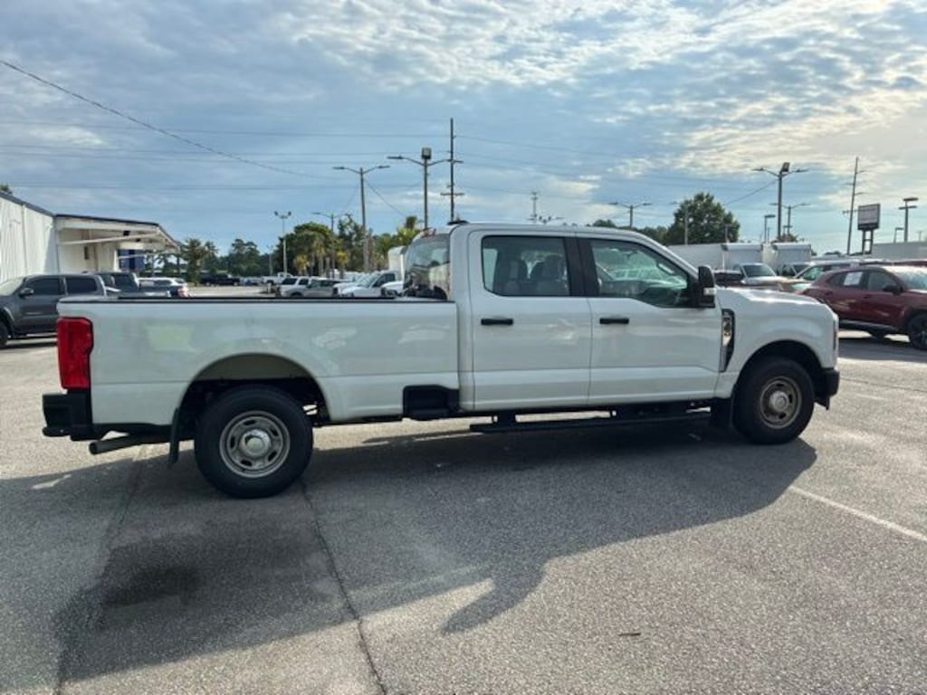 Used 2024 Ford F-350 XL Truck Crew Cab