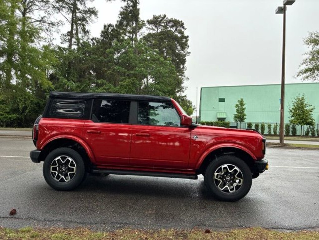 Used 2024 Ford Bronco Outer Banks SUV