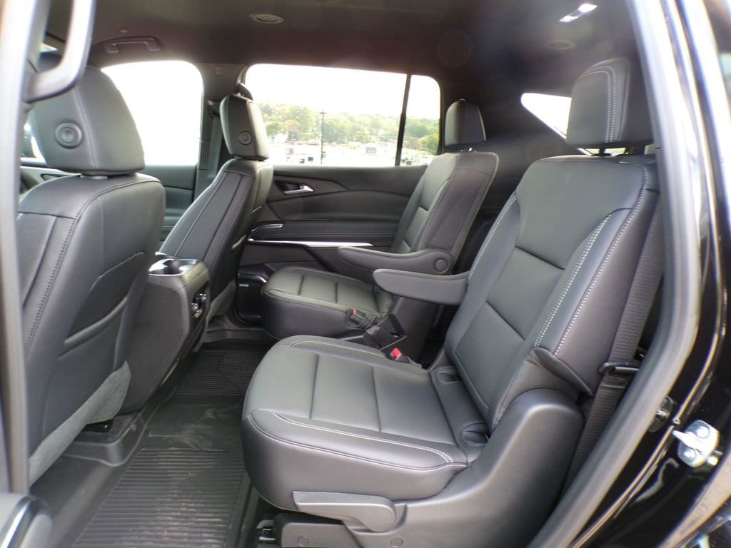 2026 Chevrolet Traverse LT - Photo 27