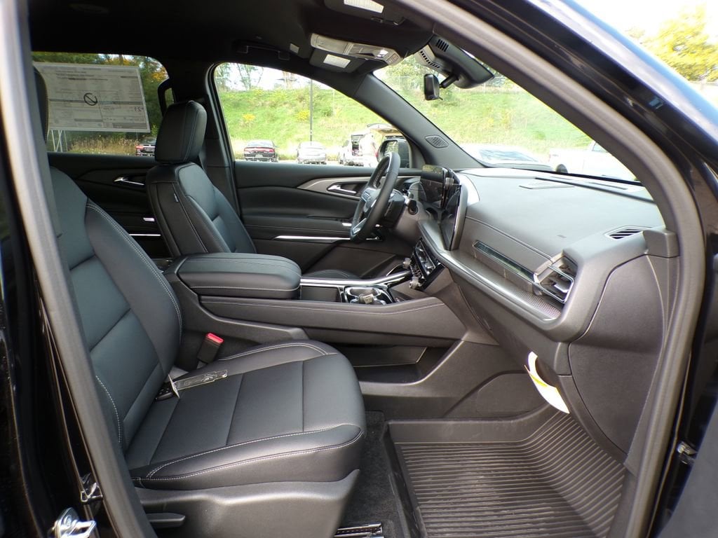 2026 Chevrolet Traverse LT - Photo 24