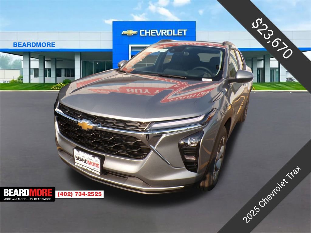 2025 Chevrolet Trax LT's photo