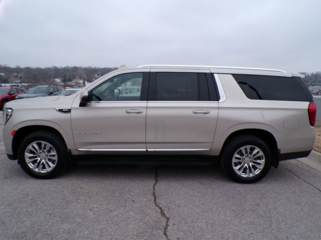 Used 2021 GMC Yukon XL SLT SUV