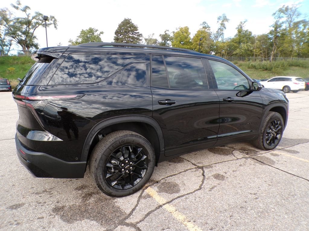 2026 Chevrolet Traverse LT - Photo 6