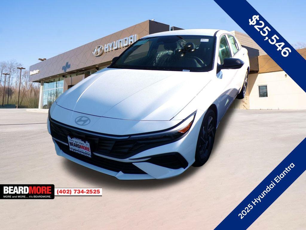 New 2025 Hyundai Elantra Hybrid SEL Sport Sedan