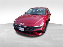 2025 Hyundai Elantra SEL Convenience Sedan