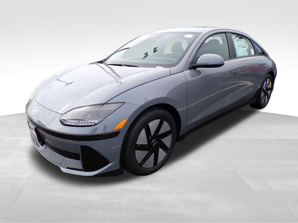 2025 Hyundai Ioniq 6 SE photo 2