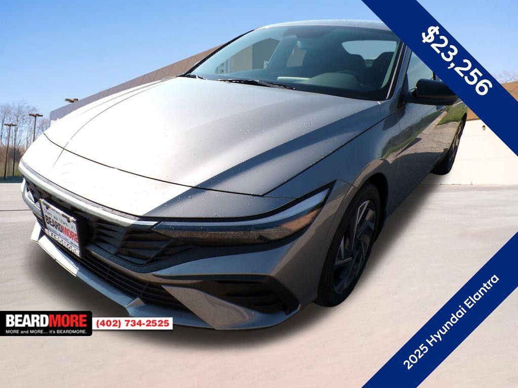 New 2025 Hyundai Elantra SEL Sport Sedan