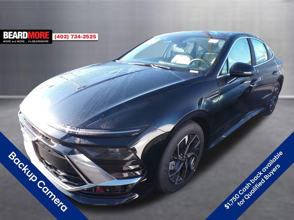 New 2025 Hyundai Sonata SEL Sedan