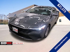 2025 Hyundai Elantra SE Sedan