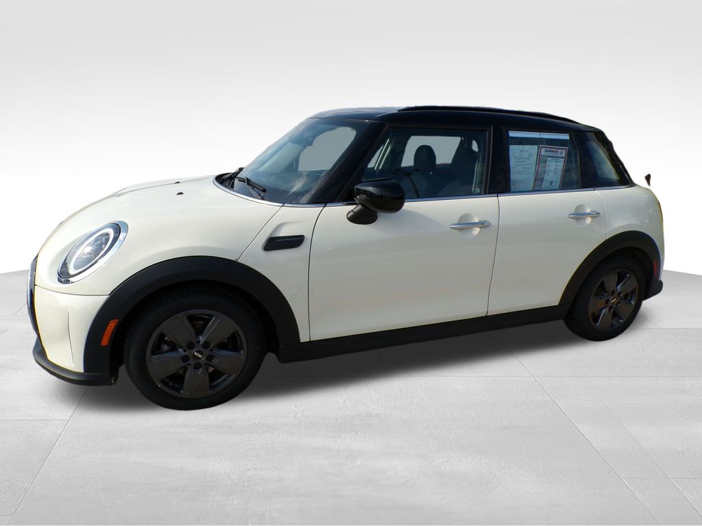 2023 Mini Cooper 4 Door Hardtop Signature photo 2